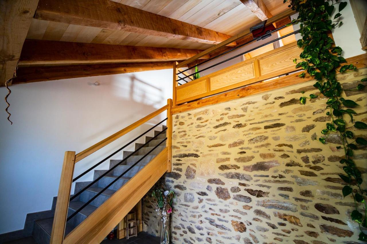 Appartement De 2 Avec Balcon Amenage A D'oltc *